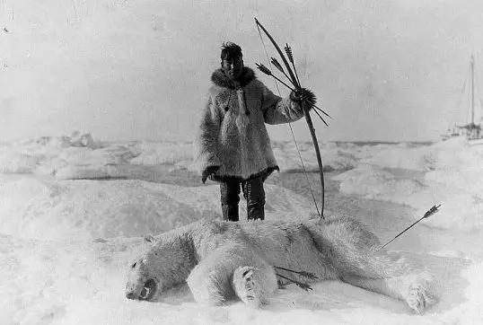 Công nghệ nguyên thủy: Bí ẩn về những chiếc lao động từ gạc tuần lộc của người Inuit - Ảnh 6.