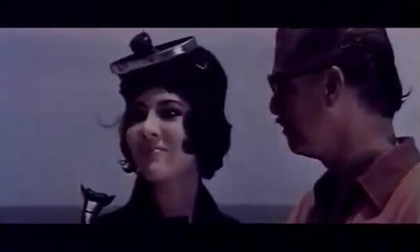Thẩm Thúy Hằng trong phim "Tứ quái Sài Gòn" Tứ quái Sài Gòn (1973)